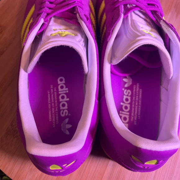 🔥 ADIDAS GAZELLE LOW TOP PURPLE SOLAR YELLOW WOMENS SNEAKERS SIZE 7.5 - Picture 8 of 9